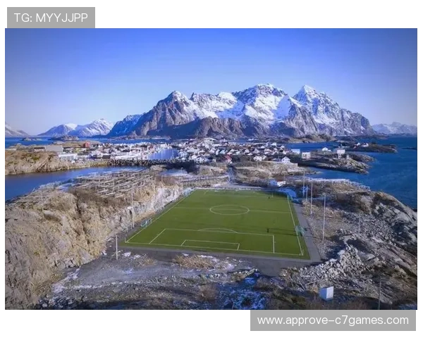 以斯温登俱乐部为核心探讨英格兰足球小城镇的历史文化与足球发展历程