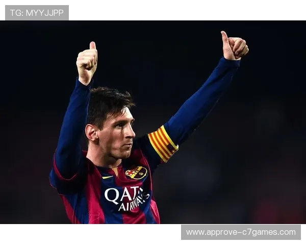 梅西重返赛场助巴塞再创辉煌欧冠赛场引热议